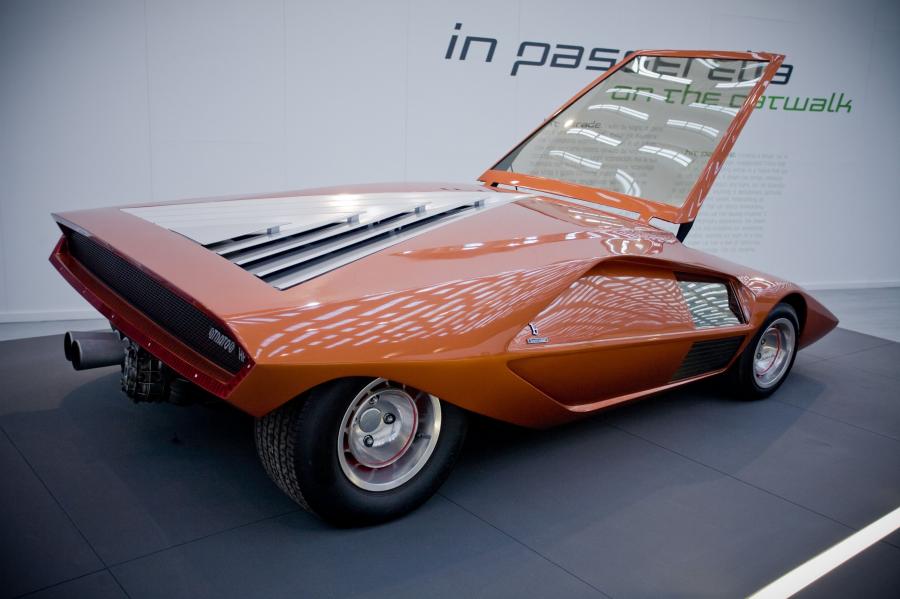  Lancia Stratos Zero Concept 1970 года  (фото 41 из 97)